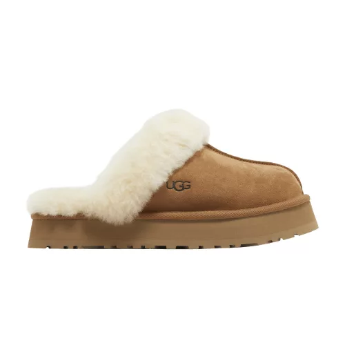 UGG Disquette Slipper Chestnut dámske nazúvacie papuče gaštanové — produktová fotografia na bielom pozadí, bočný pohľad