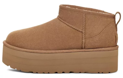 UGG Classic Ultra Mini Platform Boot Chestnut dámske členkové topánky gaštanové — produktová fotografia na bielom pozadí, bočný pohľad