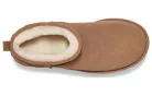 UGG Classic Ultra Mini Platform Boot Chestnut dámske členkové topánky gaštanové — produktová fotografia na bielom pozadí, bočný pohľad