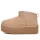 UGG Classic Ultra Mini Platform Boot Sand dámske členkové topánky pieskové — produktová fotografia na bielom pozadí, bočný pohľad
