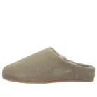 UGG Elea Slip-On Slipper Moss Green dámske nazúvacie papuče zelené — produktová fotografia na bielom pozadí, bočný pohľad