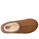 UGG Tasman II Slipper Chestnut nazúvacie papuče gaštanové — produktová fotografia na bielom pozadí, bočný pohľad
