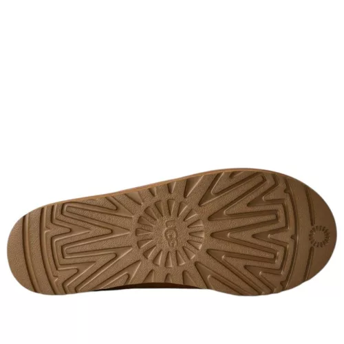UGG Tasman II Slipper Chestnut nazúvacie papuče gaštanové — produktová fotografia na bielom pozadí, bočný pohľad