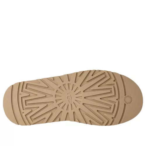UGG Tazz Plains Slipper Felicity Leopard Jasmine dámske nazúvacie papuče — produktová fotografia na bielom pozadí, bočný pohľad