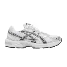 ASICS Gel-1130 White Pure Silver nízke streetové tenisky biele-strieborné — produktová fotografia na bielom pozadí, bočný pohľad