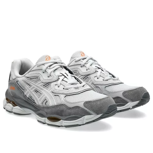 ASICS Gel-NYC Cloud Grey Cement Grey nízke streetové tenisky sivé — produktová fotografia na bielom pozadí, bočný pohľad