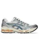 ASICS Gel-Kayano 14 Birch Pure Silver Teal Gold nízke bežecké tenisky strieborné-petrolejové — produktová fotografia na bielom pozadí, bočný pohľad