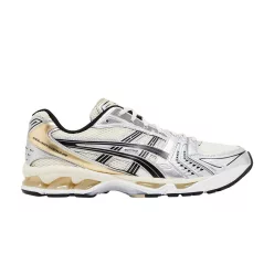 ASICS Gel-Kayano 14 Birch Pure Silver nízke streetové tenisky strieborné — produktová fotografia na bielom pozadí, bočný pohľad