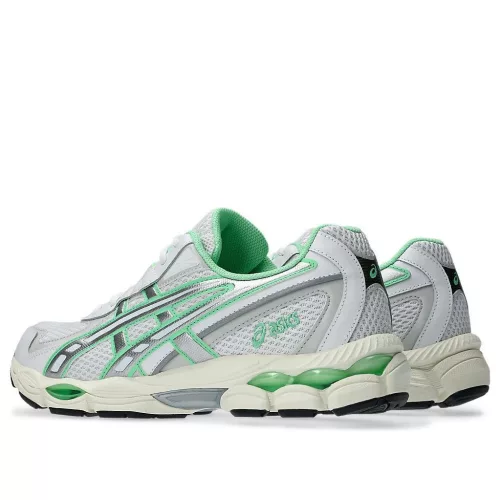 ASICS Gel-NYC 2055 White Menthol nízke streetové tenisky biele — produktová fotografia na bielom pozadí, bočný pohľad