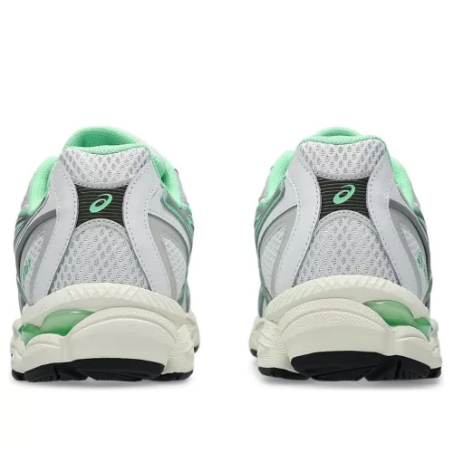 ASICS Gel-NYC 2055 White Menthol nízke streetové tenisky biele — produktová fotografia na bielom pozadí, bočný pohľad