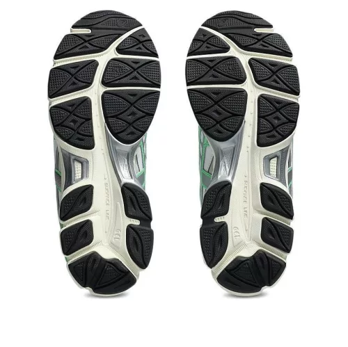 ASICS Gel-NYC 2055 White Menthol nízke streetové tenisky biele — produktová fotografia na bielom pozadí, bočný pohľad