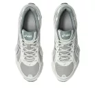 ASICS Gel-Kinetic Fluent Seal Grey Pure Silver nízke streetové tenisky sivé-strieborné — produktová fotografia na bielom pozadí, bočný pohľad
