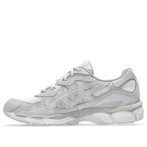 ASICS Gel-NYC Cream Cloud Grey nízke streetové tenisky krémové-sivé — produktová fotografia na bielom pozadí, bočný pohľad