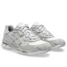 ASICS Gel-NYC Cream Cloud Grey nízke streetové tenisky krémové-sivé — produktová fotografia na bielom pozadí, bočný pohľad