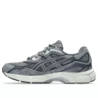 ASICS Gel-NYC Steel Grey Carrier Grey nízke streetové tenisky sivé — produktová fotografia na bielom pozadí, bočný pohľad