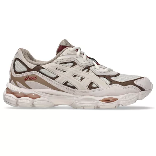 ASICS Gel-NYC Mineral Beige nízke streetové tenisky béžové — produktová fotografia na bielom pozadí, bočný pohľad