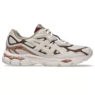 ASICS Gel-NYC Mineral Beige nízke streetové tenisky béžové — produktová fotografia na bielom pozadí, bočný pohľad