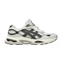 ASICS Gel-NYC 2.0 White Oatmeal nízke streetové tenisky biele-béžové — produktová fotografia na bielom pozadí, bočný pohľad