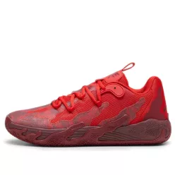 Puma LaMelo Ball MB.03 Lo TB Team Regal Red nízke streetové tenisky červené — produktová fotografia na bielom pozadí, bočný pohľad
