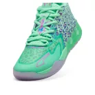 Puma LaMelo Ball MB.01 Alien Safari nízke streetové tenisky — produktová fotografia na bielom pozadí, bočný pohľad