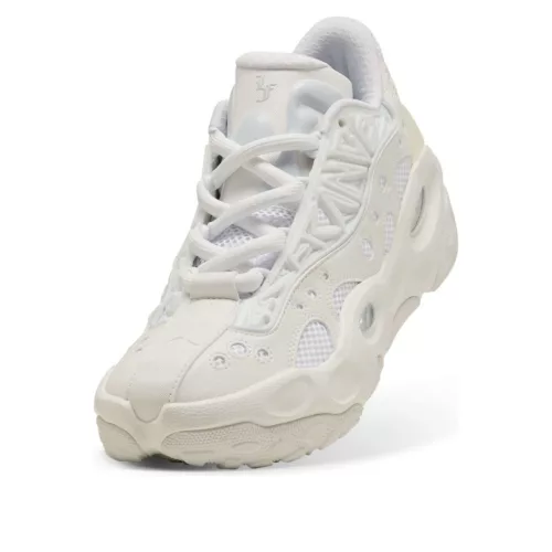 Puma LaMelo Ball LaFrancé RNR Triple White nízke streetové tenisky biele — produktová fotografia na bielom pozadí, bočný pohľad