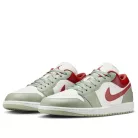Jordan 1 Low Jade Horizon nízke streetové tenisky — produktová fotografia na bielom pozadí, bočný pohľad