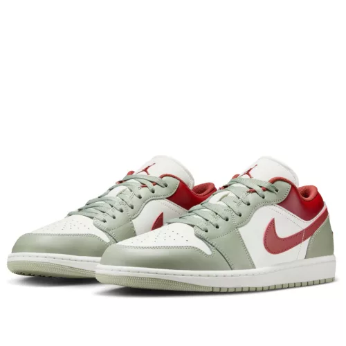 Jordan 1 Low Jade Horizon nízke streetové tenisky — produktová fotografia na bielom pozadí, bočný pohľad