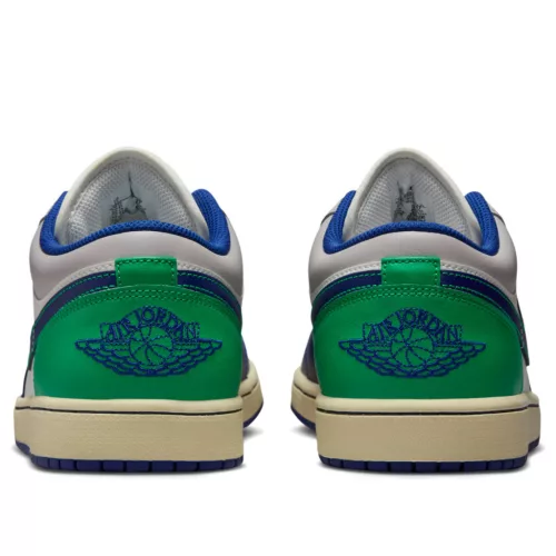 Jordan 1 Low Rare Air nízke streetové tenisky — produktová fotografia na bielom pozadí, bočný pohľad
