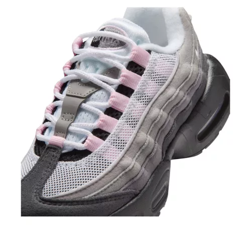 Nike Air Max 95 Pink Foam detské nízke streetové tenisky ružové — produktová fotografia na bielom pozadí, bočný pohľad