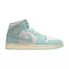 Jordan 1 Mid Light Dew dámske polovysoké streetové tenisky — produktová fotografia na bielom pozadí, bočný pohľad