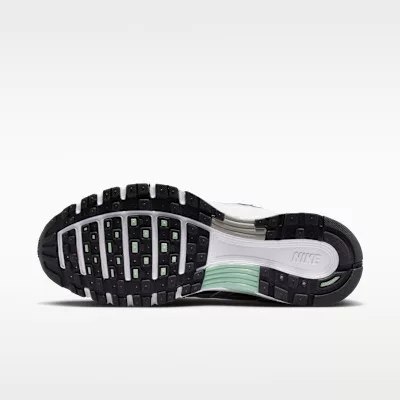 Nike P-6000 Metallic Silver White Steam (Women's) dámske nízke mestské tenisky strieborné biele