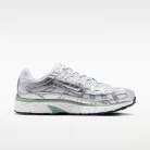 Nike P-6000 Metallic Silver White Steam (Women's) dámske nízke mestské tenisky strieborné biele