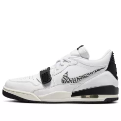 Jordan Legacy 312 Low White Black Elephant Swoosh nízke streetové tenisky biele-čierne — produktová fotografia na bielom pozadí, bočný pohľad