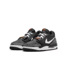 Jordan Legacy 312 Low Black White Safety Orange detské nízke streetové tenisky čierne-biele — produktová fotografia na bielom pozadí, bočný pohľad