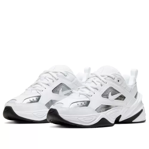 Nike M2K Tekno White Metallic Silver Black dámske nízke streetové tenisky strieborné-biele — produktová fotografia na bielom pozadí, bočný pohľad
