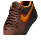 Nike Air Force 1 Low Gore-Tex Brown Bright Ceramic dámske nízke streetové tenisky hnedé — produktová fotografia na bielom pozadí, bočný pohľad