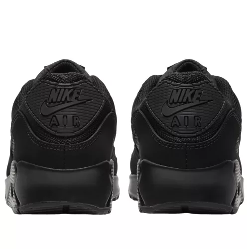 Nike Air Max 90 Recraft Triple Black nízke streetové tenisky čierne — produktová fotografia na bielom pozadí, bočný pohľad