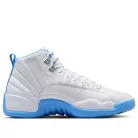 Jordan 12 Retro Melo (2025) nízke streetové tenisky — produktová fotografia na bielom pozadí, bočný pohľad