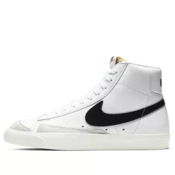 Nike Blazer Mid 77 White Black dámske polovysoké streetové tenisky biele-čierne — produktová fotografia na bielom pozadí, bočný pohľad