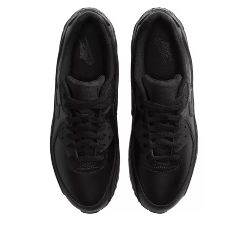 Nike Air Max 90 Leather Triple Black nízke streetové tenisky čierne — produktová fotografia na bielom pozadí, bočný pohľad