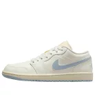 Jordan 1 Low Sail Ghost dámske nízke streetové tenisky lomené biele — produktová fotografia na bielom pozadí, bočný pohľad