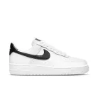 Nike Air Force 1 Low White Black dámske nízke streetové tenisky biele-čierne — produktová fotografia na bielom pozadí, bočný pohľad