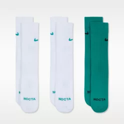 Nike x Nocta Crew Socks 3-pack ponožky — produktová fotografia na bielom pozadí, bočný pohľad