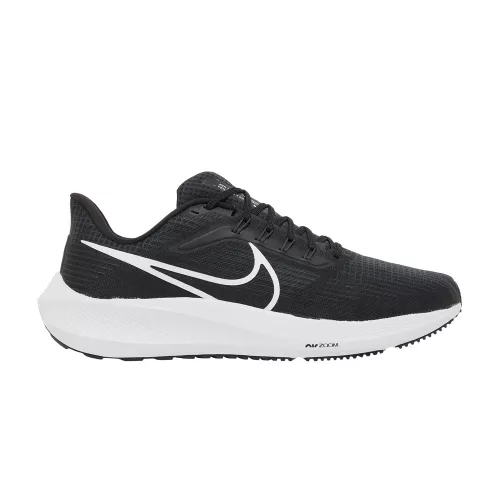 Nike Air Zoom Pegasus 39 Black White nízke bežecké tenisky čierne-sivé — produktová fotografia na bielom pozadí, bočný pohľad