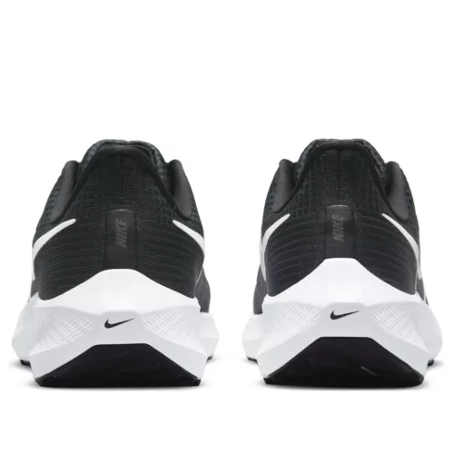 Nike Air Zoom Pegasus 39 Black White nízke bežecké tenisky čierne-sivé — produktová fotografia na bielom pozadí, bočný pohľad