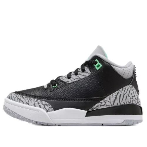 Jordan 3 Retro Green Glow detské nízke streetové tenisky zelené — produktová fotografia na bielom pozadí, bočný pohľad