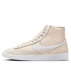 Nike Blazer Mid '77 Next Nature 'Light Orewood Brown' () dámske polovysoké streetové tenisky hnedé — produktová fotografia na bielom pozadí, bočný pohľad