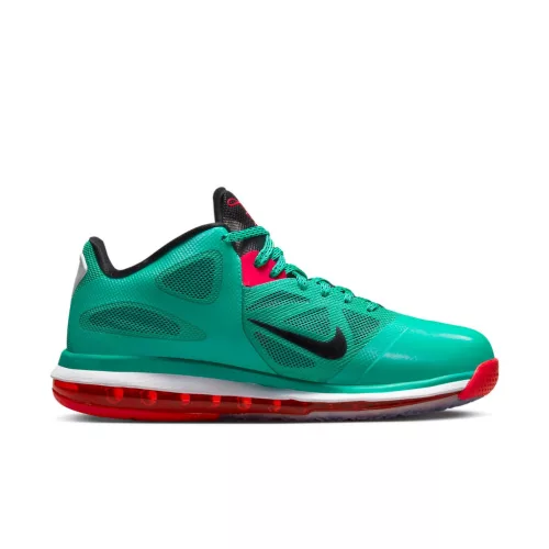 Nike LeBron 9 Low Reverse Liverpool nízke basketbalové tenisky — produktová fotografia na bielom pozadí, bočný pohľad