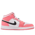 Jordan 1 Mid Pink Gaze detské polovysoké streetové tenisky ružové — produktová fotografia na bielom pozadí, bočný pohľad