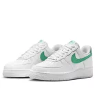 Nike Air Force 1 '07 Next Nature White Stadium Green dámske nízke streetové tenisky biele-zelené — produktová fotografia na bielom pozadí, bočný pohľad